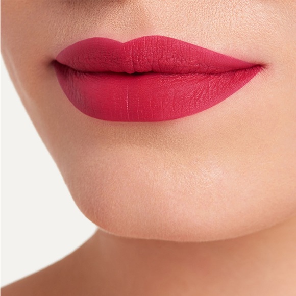 CODE 8 matte velour lipstick - Picture 3 of 10
